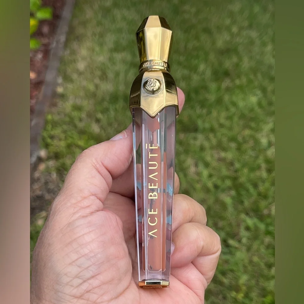 Ace Beaute brand new